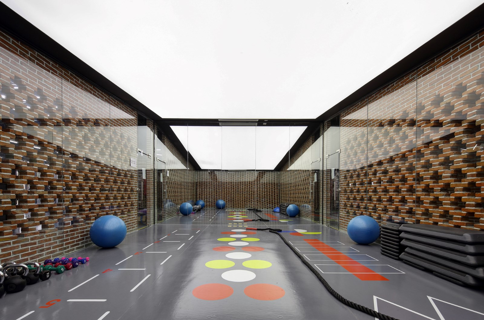 上海建橋學院健身夢工廠-學院派·健身夢工廠
