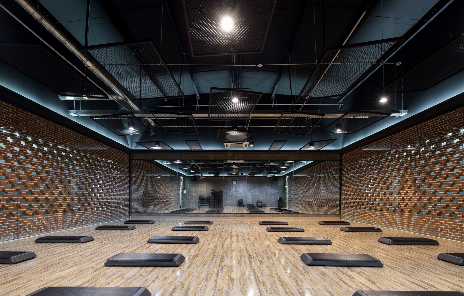 上海建橋學院健身夢工廠-學院派·健身夢工廠